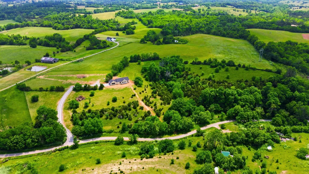 762 Perkins Lane Lancaster KY 40444
