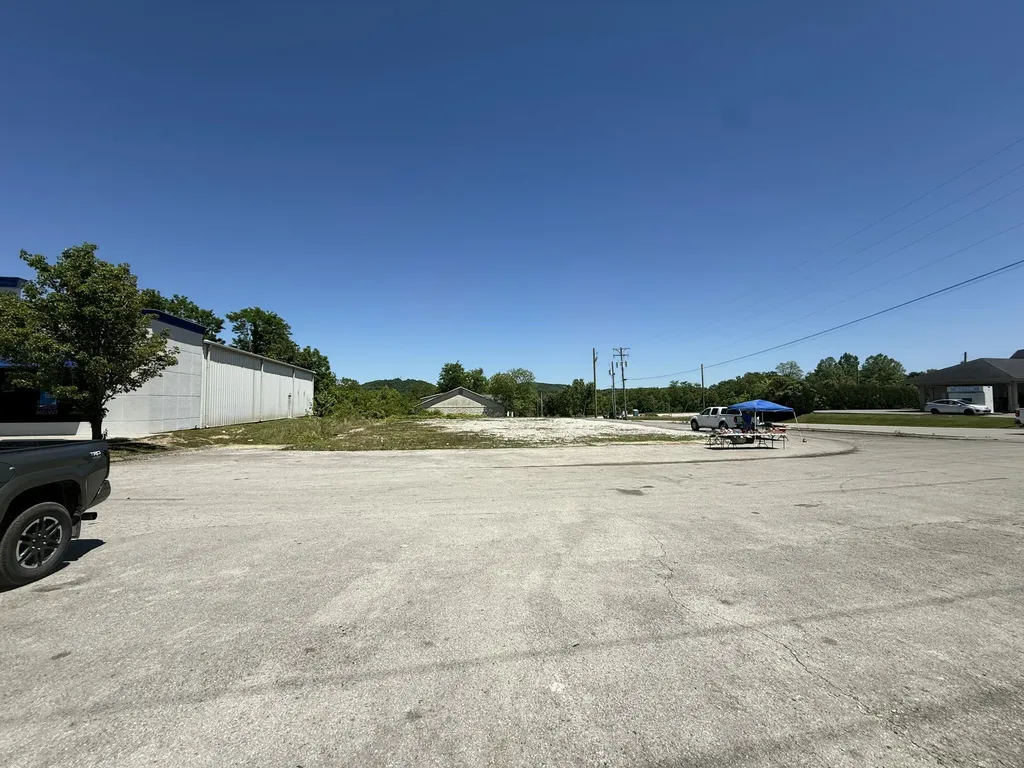 380 S Laurel Road London KY 40744