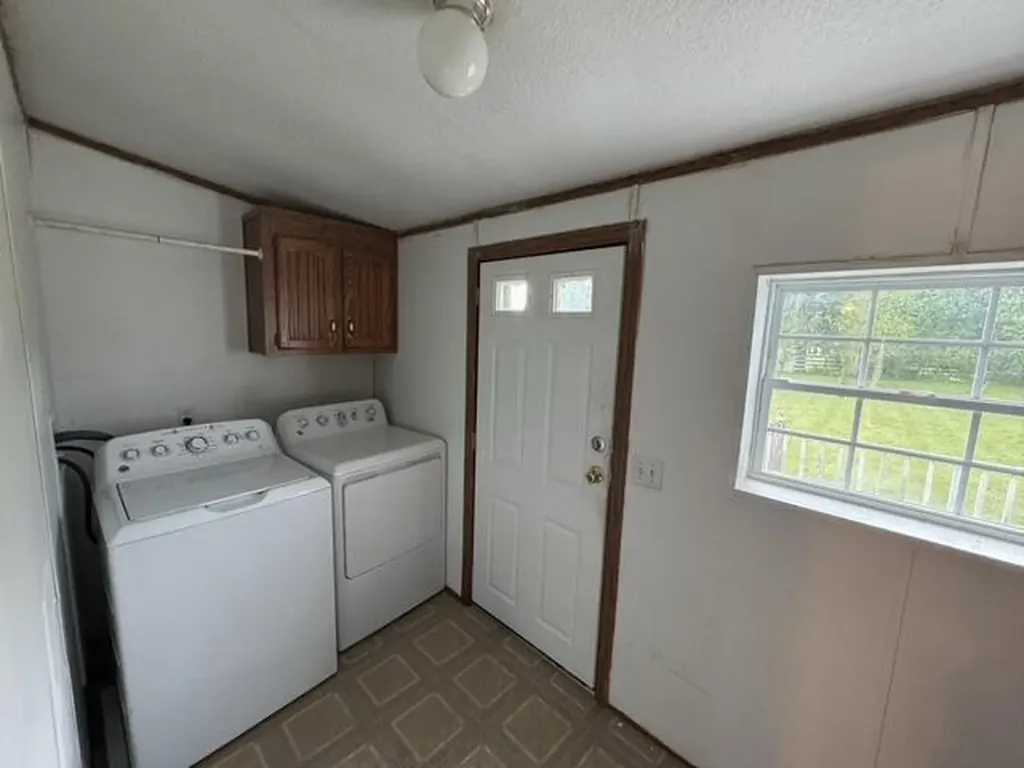 335 Beechburg Road Flemingsburg KY 41041