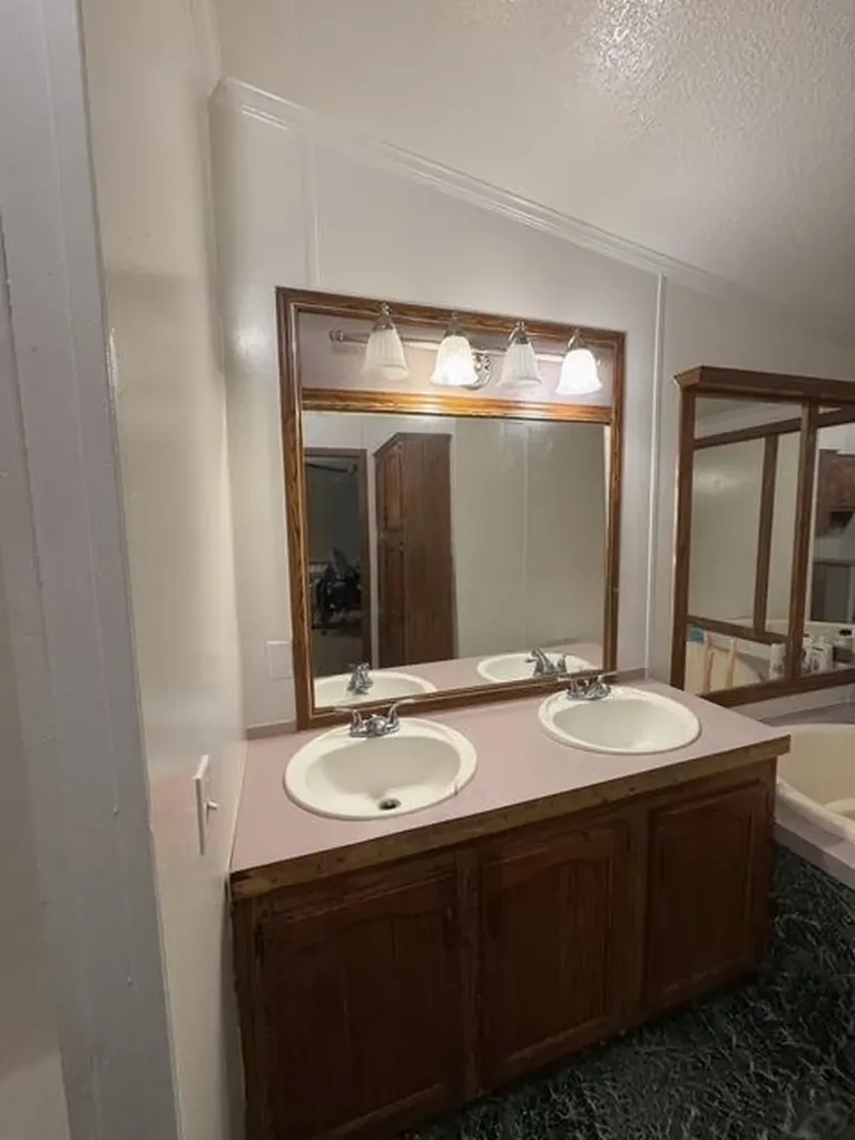 335 Beechburg Road Flemingsburg KY 41041