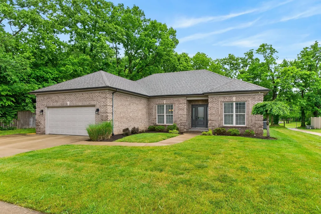 508 Raven Road Versailles KY 40383