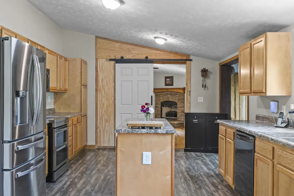 404 Lower Nickell Branch Road Hazel Green KY 41332