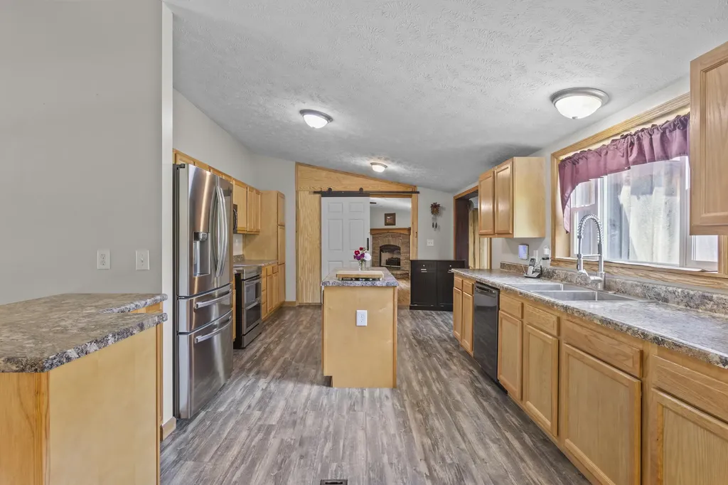 404 Lower Nickell Branch Road Hazel Green KY 41332
