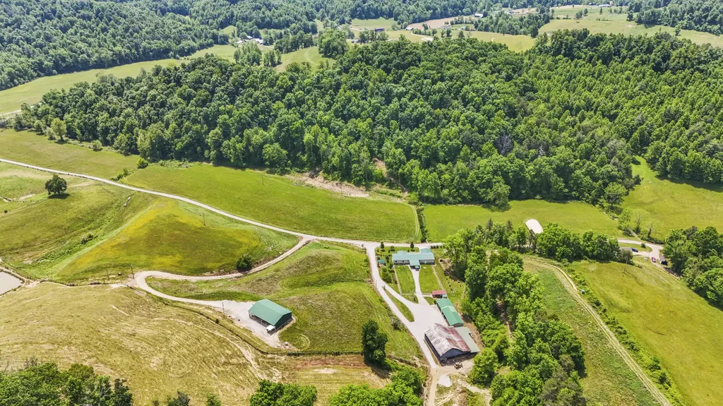 404 Lower Nickell Branch Road Hazel Green KY 41332