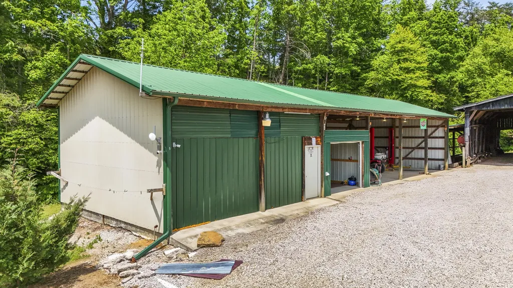 404 Lower Nickell Branch Road Hazel Green KY 41332