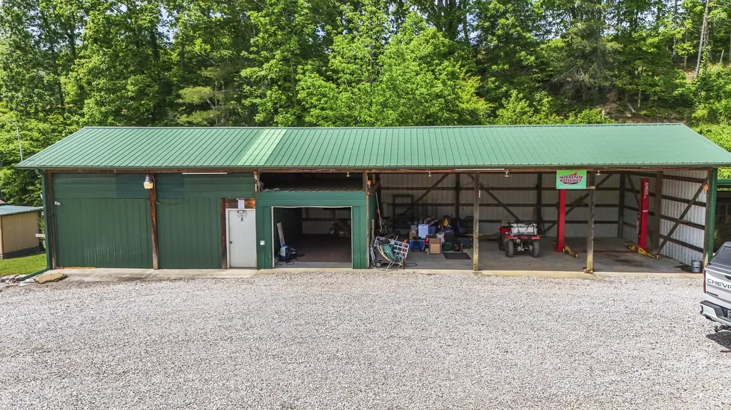 404 Lower Nickell Branch Road Hazel Green KY 41332