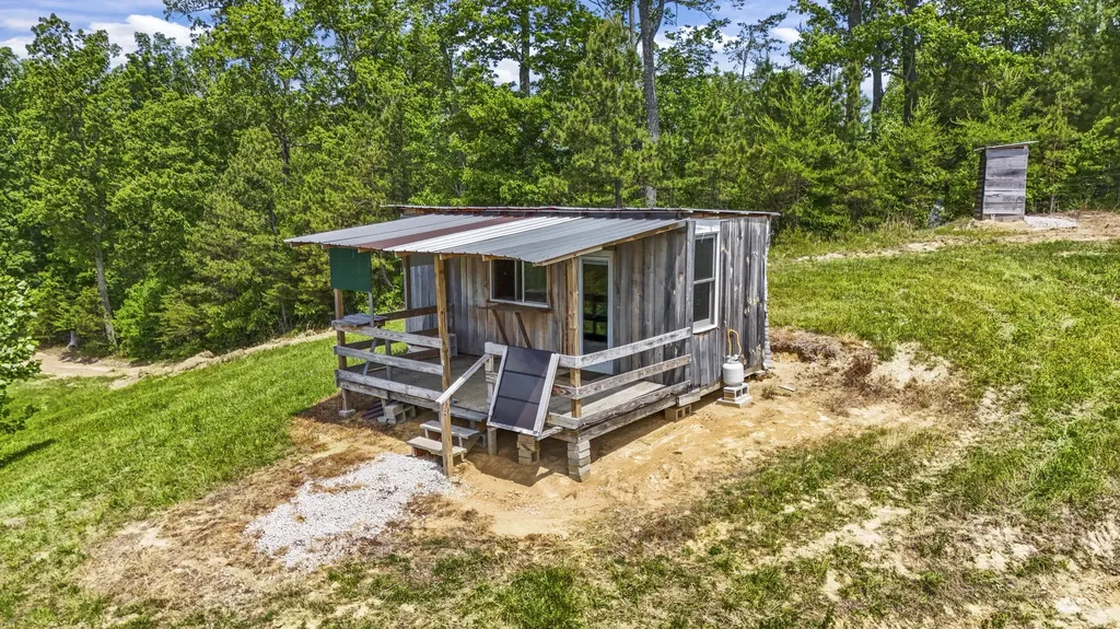 404 Lower Nickell Branch Road Hazel Green KY 41332
