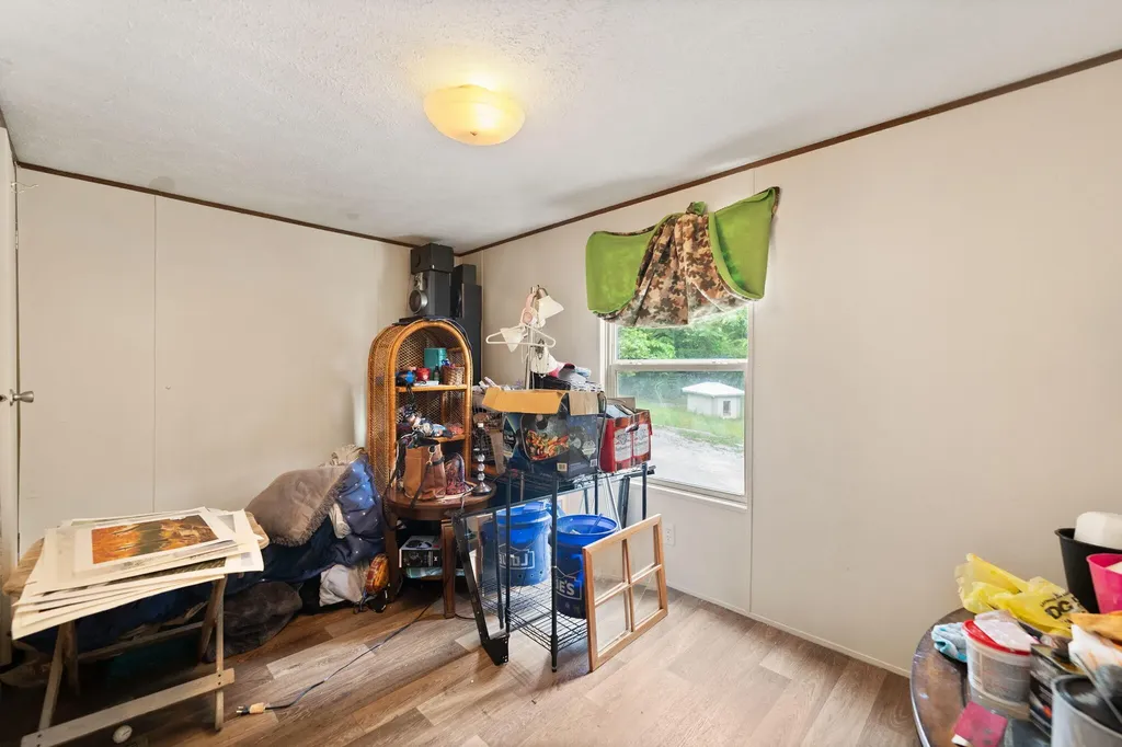 215 Lakeview Avenue Burnside KY 42519