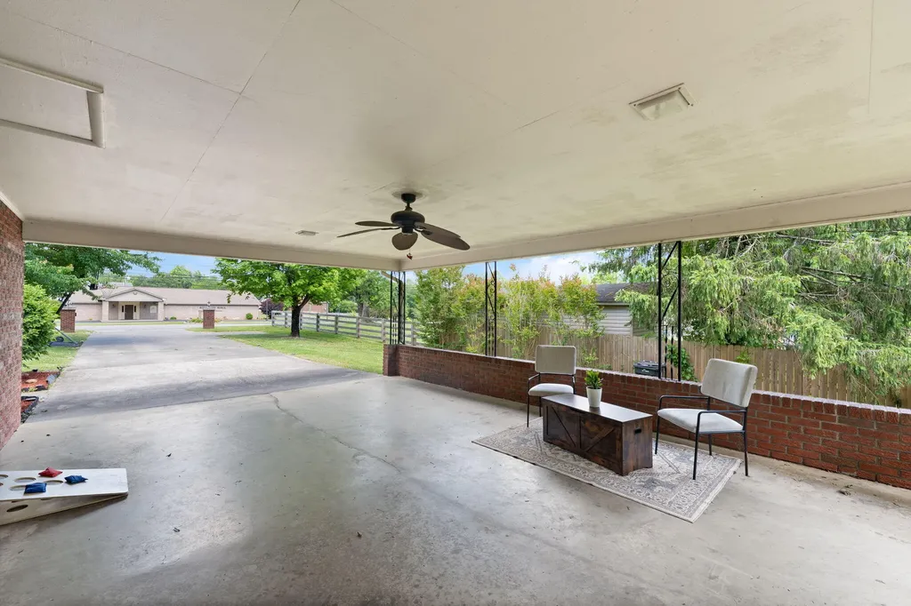 1429 Gordon Hill Pike Corbin KY 40701