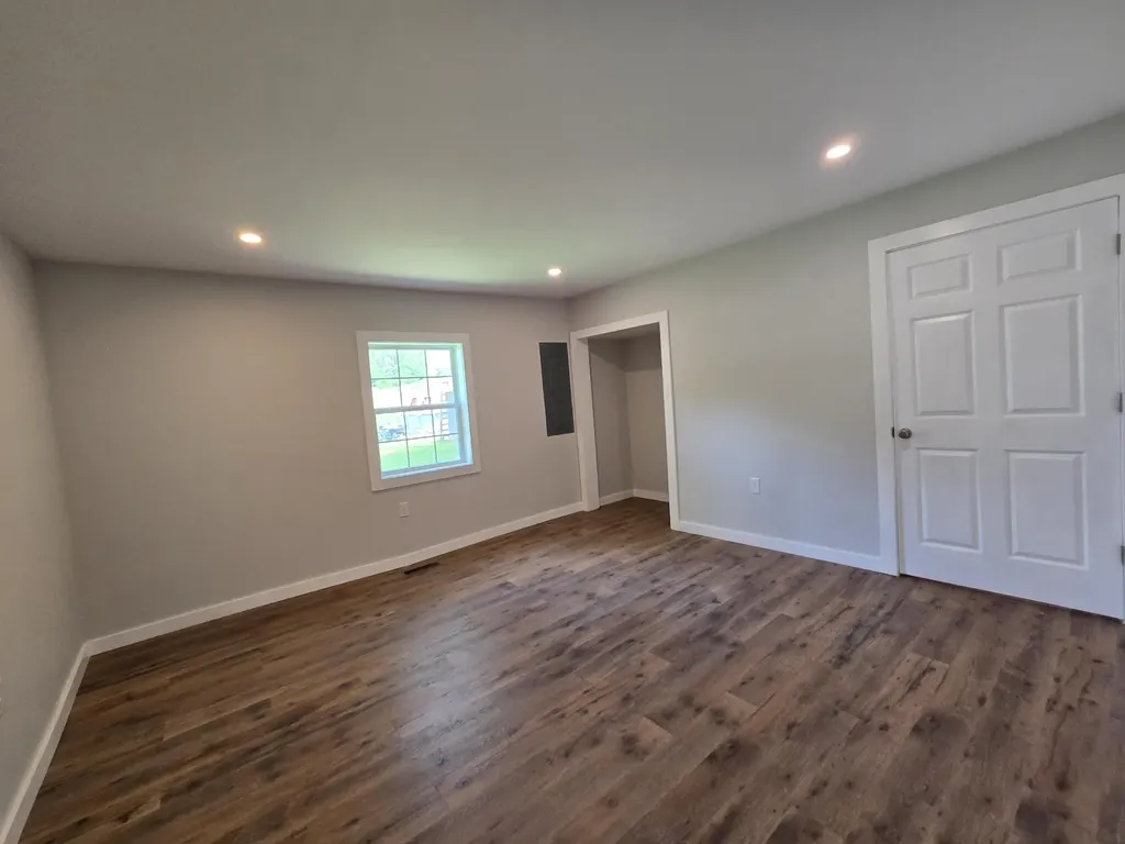 326 Murphy Avenue Ferguson KY 42533