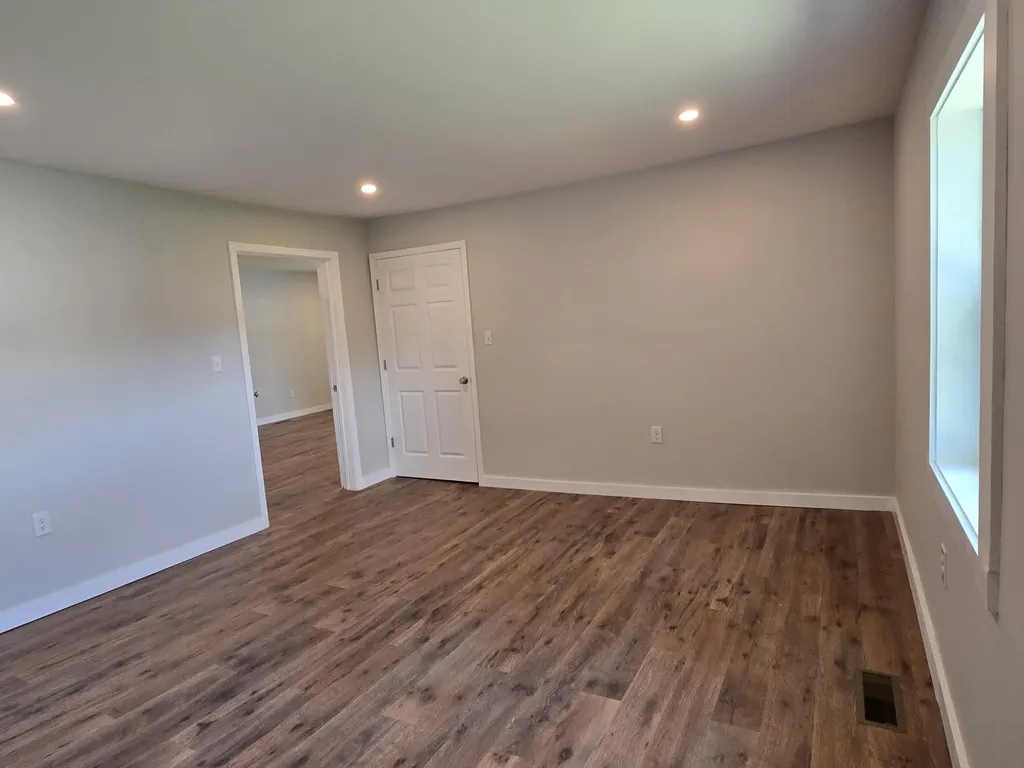 326 Murphy Avenue Ferguson KY 42533