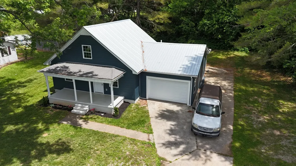 326 Murphy Avenue Ferguson KY 42533