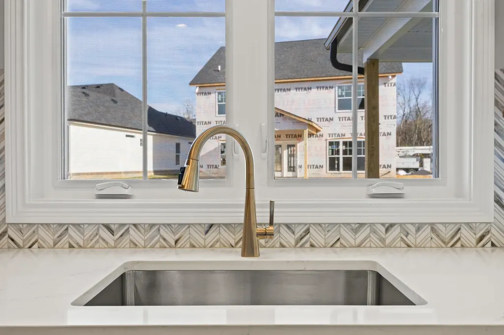 4109 Meadowlark Road Lexington KY 40509