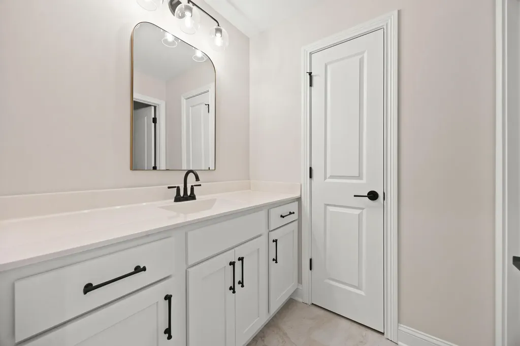 4109 Meadowlark Road Lexington KY 40509