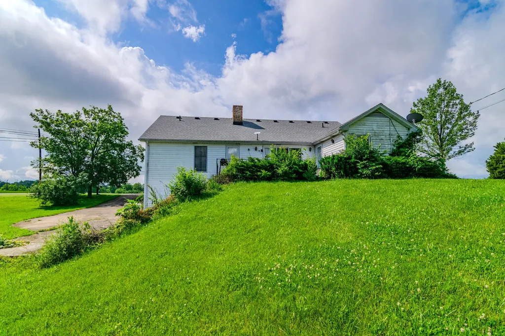 1000 Nevins Station Road Lawrenceburg KY 40342