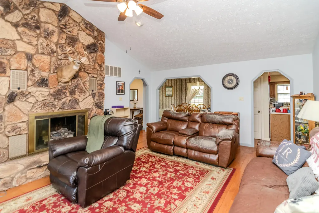 1000 Nevins Station Road Lawrenceburg KY 40342