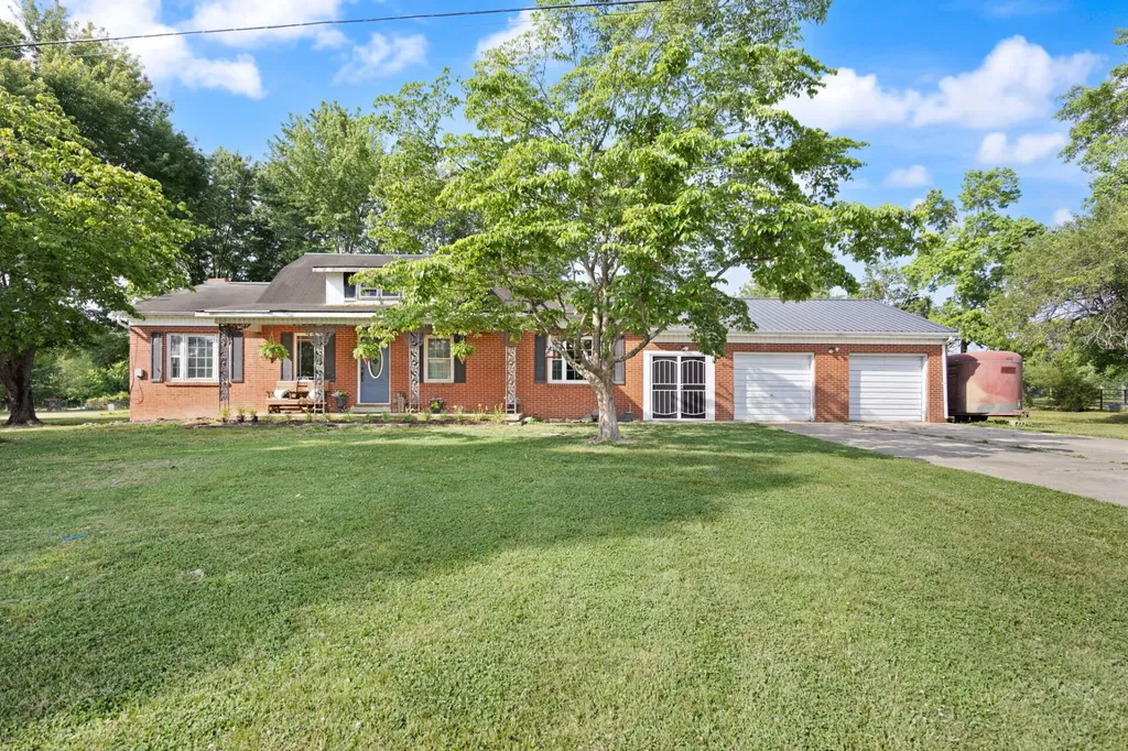 101 Gennie Hill Road Columbia KY 42728