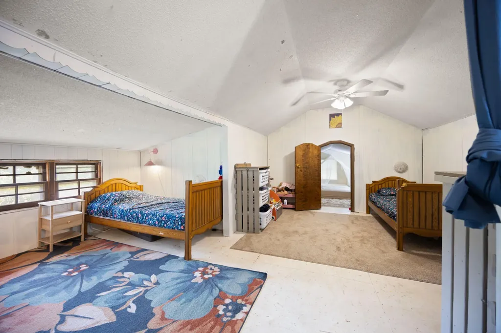 101 Gennie Hill Road Columbia KY 42728