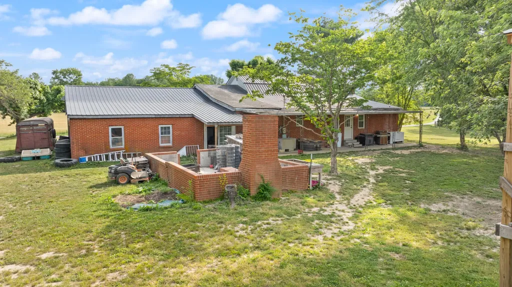 101 Gennie Hill Road Columbia KY 42728