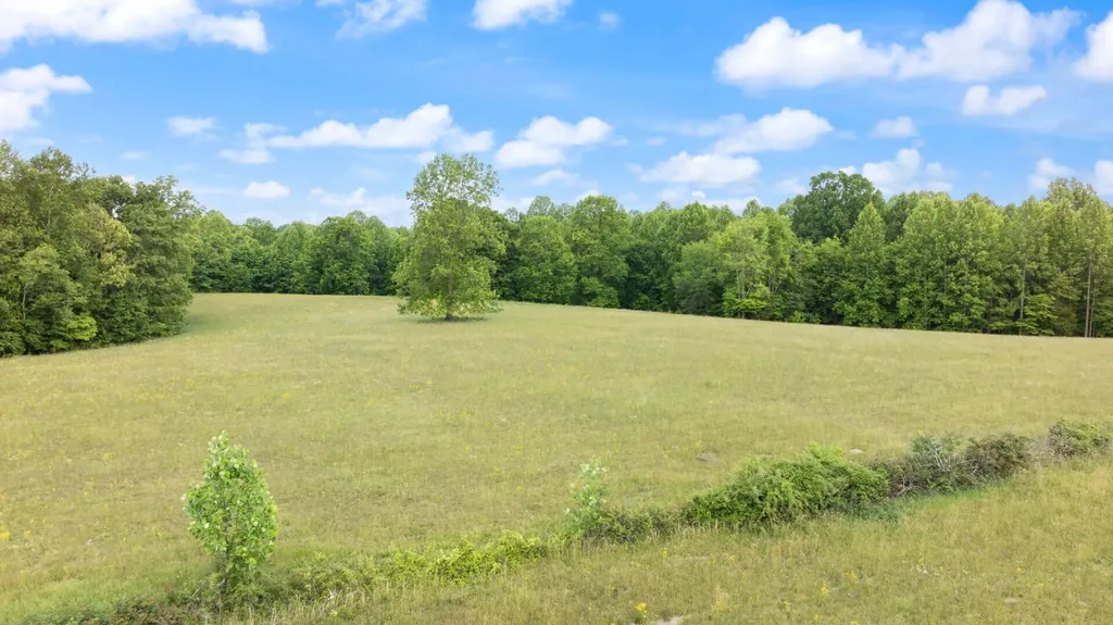 101 Gennie Hill Road Columbia KY 42728