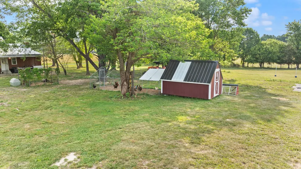 101 Gennie Hill Road Columbia KY 42728