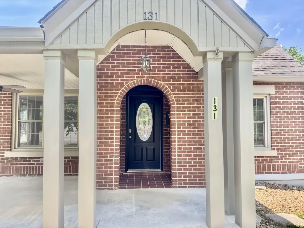131 N Richardson Drive Somerset KY 42501
