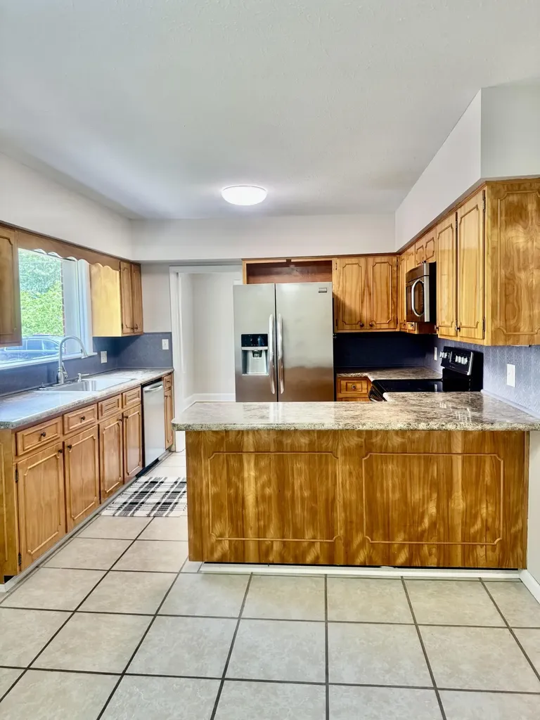 131 N Richardson Drive Somerset KY 42501