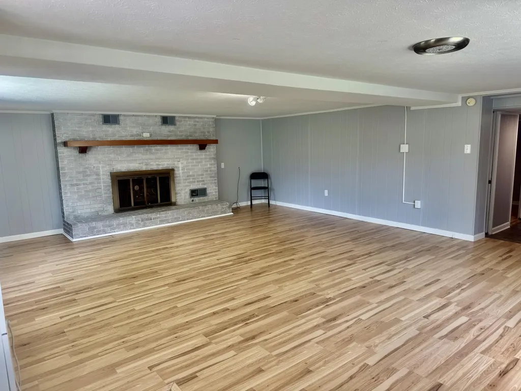 131 N Richardson Drive Somerset KY 42501