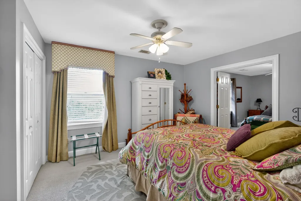2348 The Woods Lane Lexington KY 40502