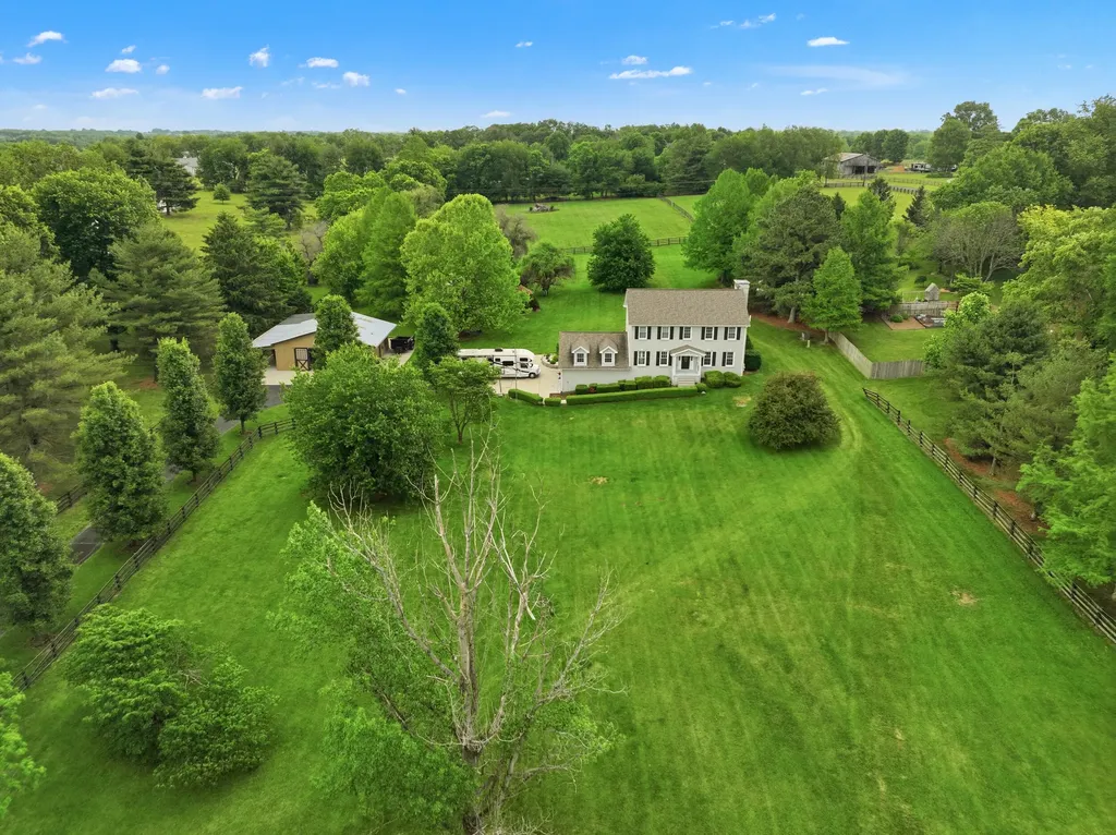 3140 Mccowans Ferry Road Versailles KY 40383