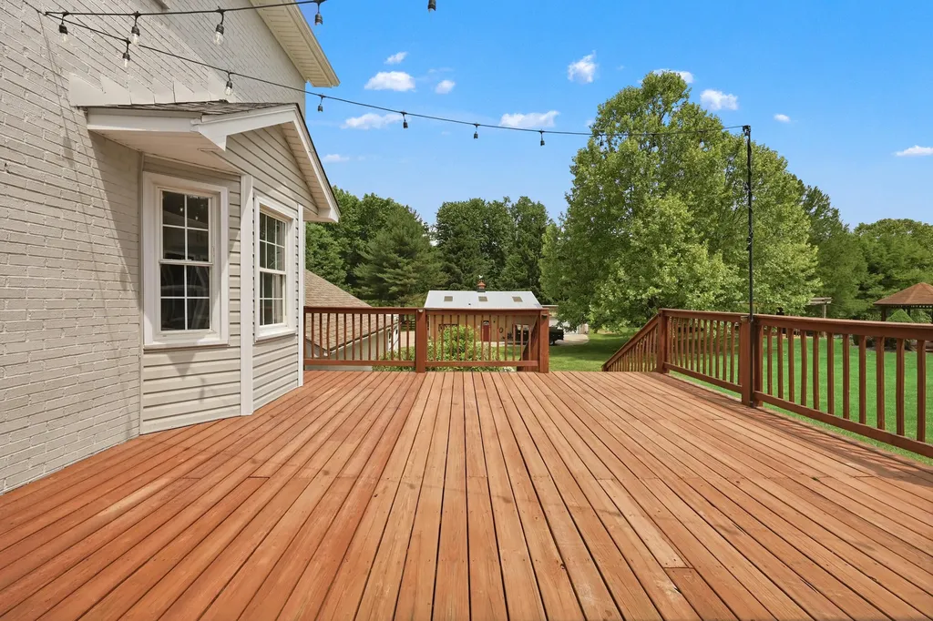 3140 Mccowans Ferry Road Versailles KY 40383