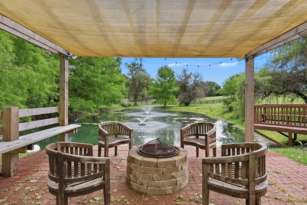 3140 Mccowans Ferry Road Versailles KY 40383