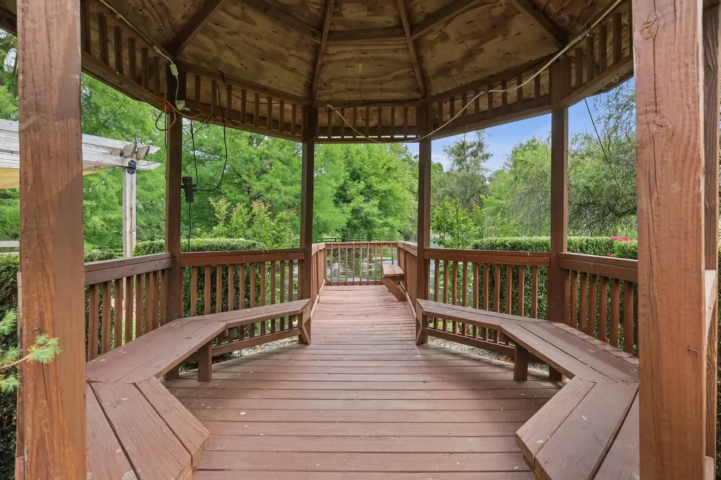 3140 Mccowans Ferry Road Versailles KY 40383