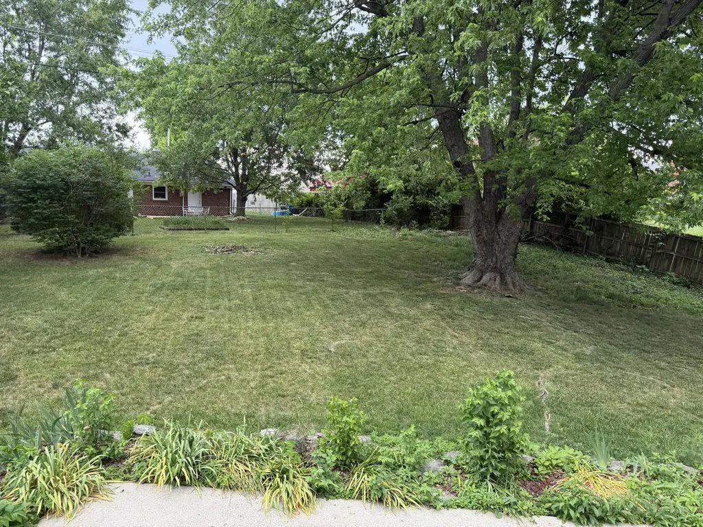 2110 Woodford Drive Richmond KY 40475