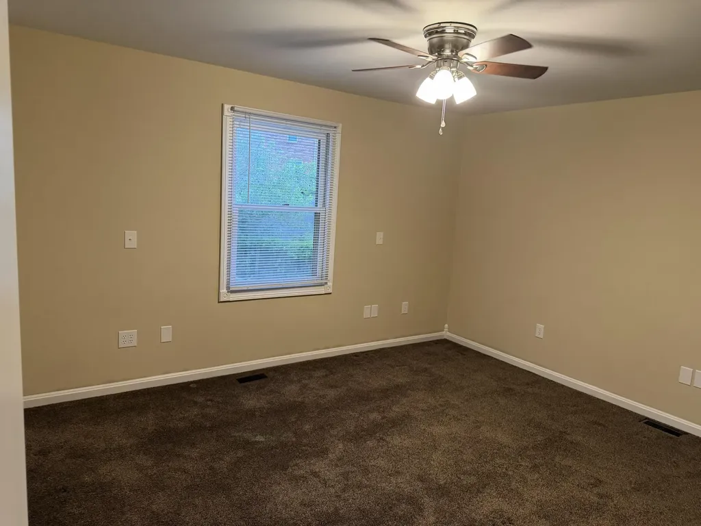 2110 Woodford Drive Richmond KY 40475