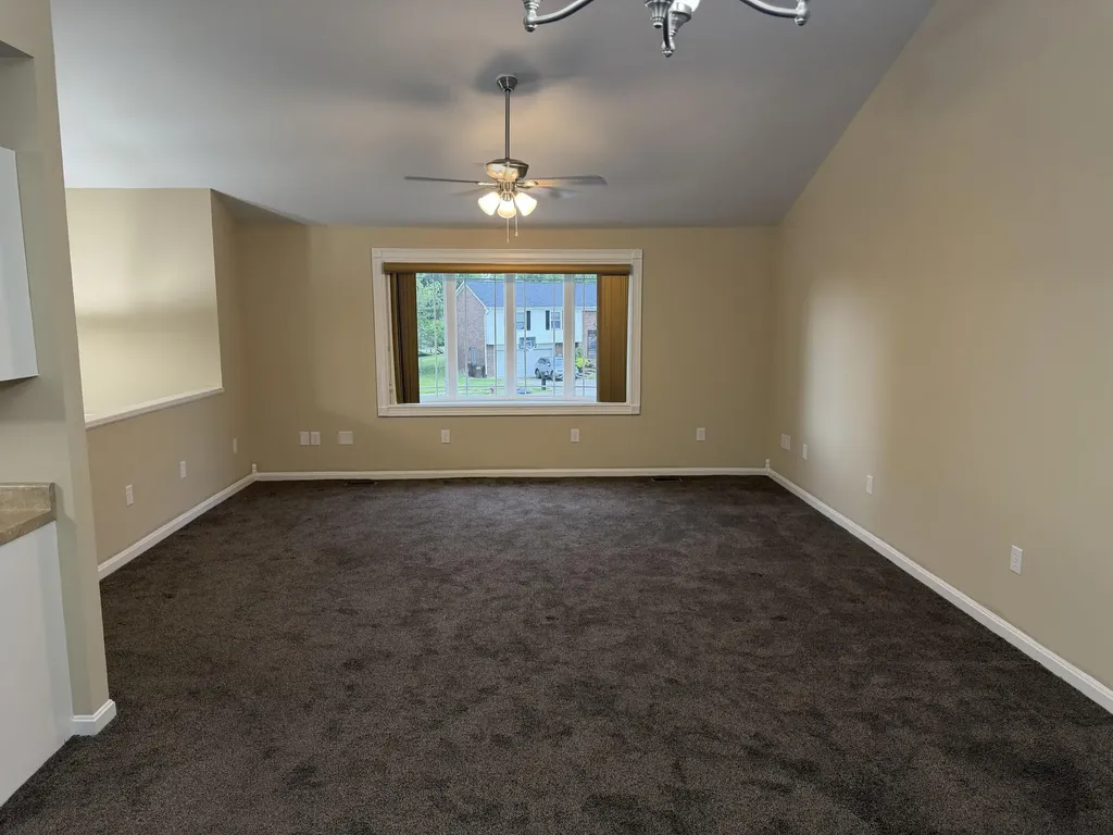 2110 Woodford Drive Richmond KY 40475