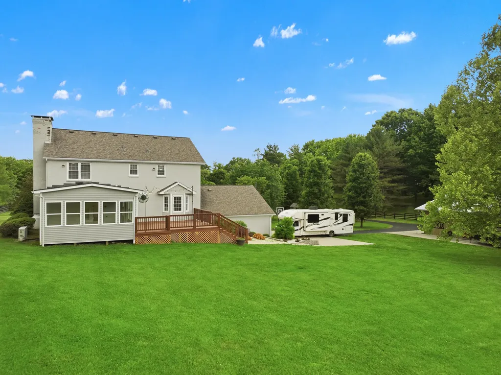3140 Mccowans Ferry Road Versailles KY 40383