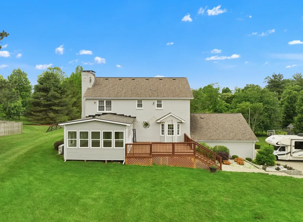 3140 Mccowans Ferry Road Versailles KY 40383