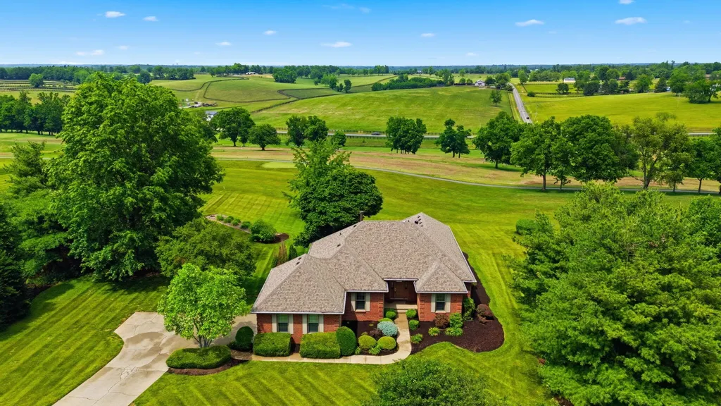 1200 High Point Court Nicholasville KY 40356