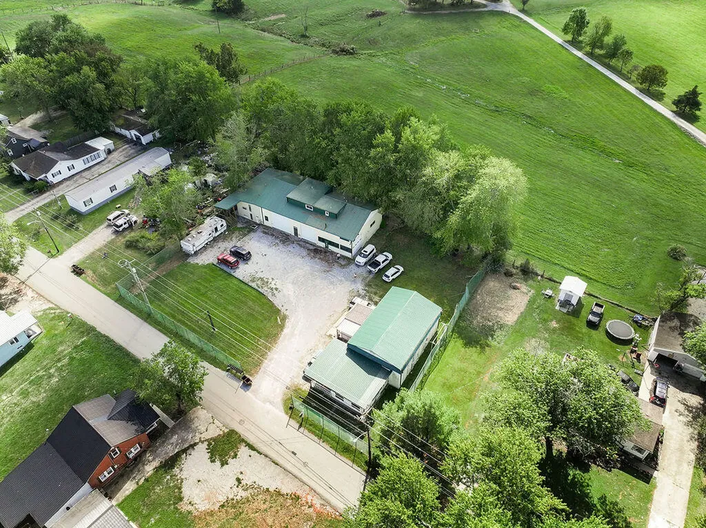 4738 Camargo Levee Road Mt Sterling KY 40353
