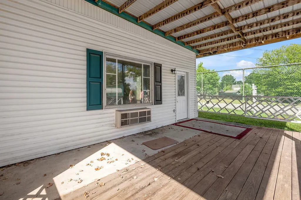 4738 Camargo Levee Road Mt Sterling KY 40353