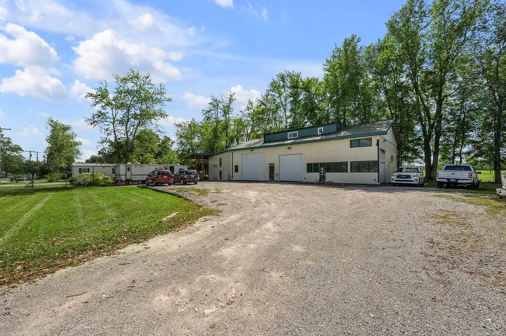 4738 Camargo Levee Road Mt Sterling KY 40353