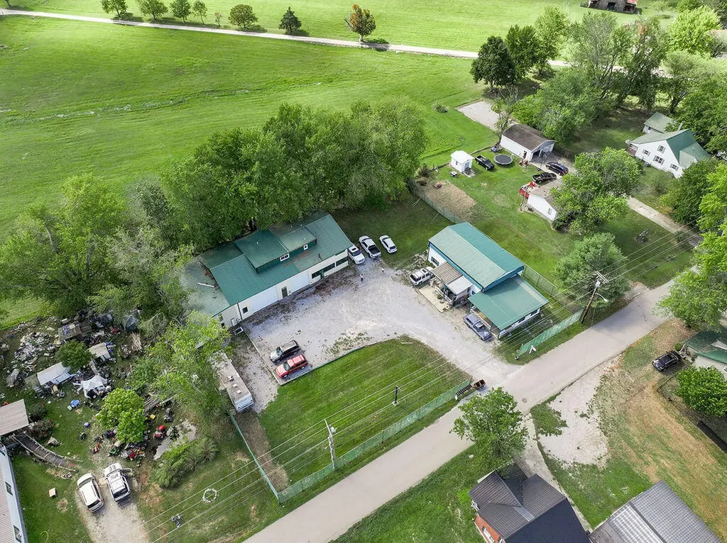 4738 Camargo Levee Road Mt Sterling KY 40353
