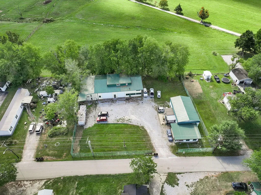 4738 Camargo Levee Road Mt Sterling KY 40353