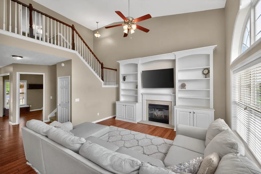 697 Lucille Drive Lexington KY 40511