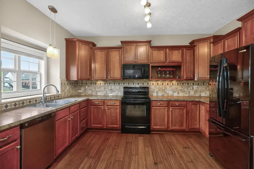 697 Lucille Drive Lexington KY 40511