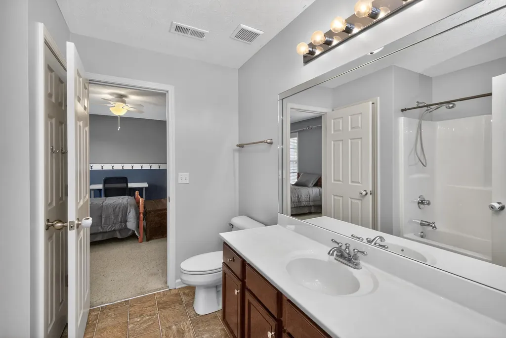 697 Lucille Drive Lexington KY 40511