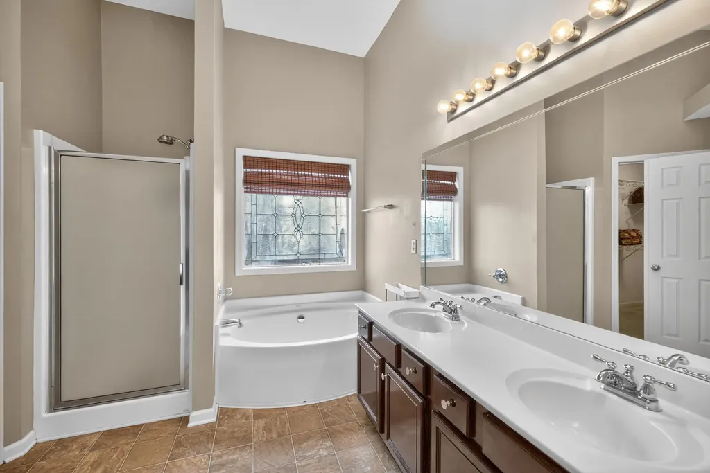 697 Lucille Drive Lexington KY 40511