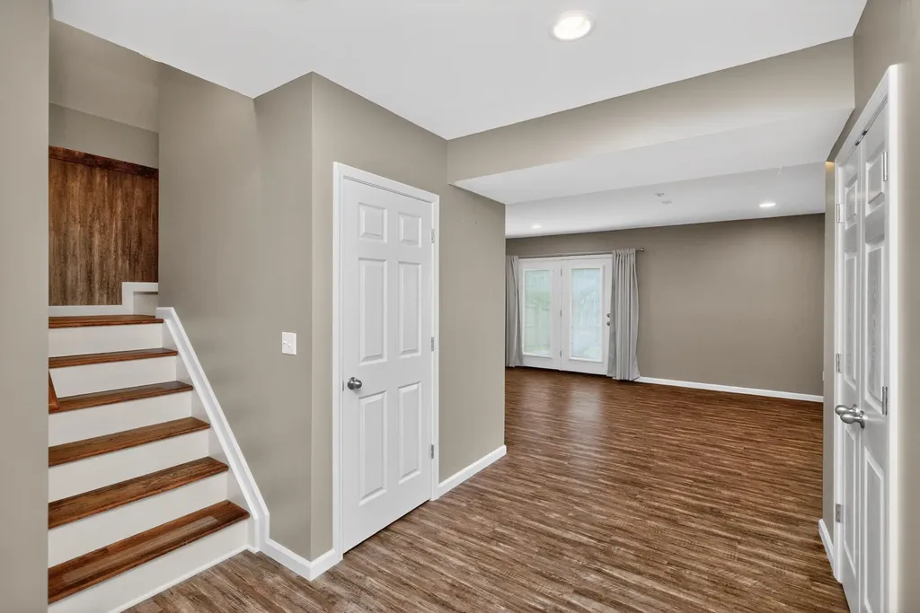 697 Lucille Drive Lexington KY 40511