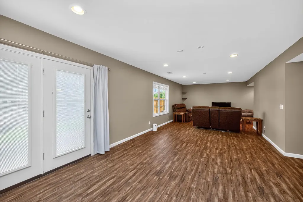 697 Lucille Drive Lexington KY 40511